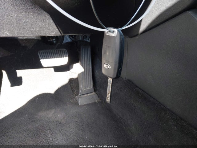 Продажа на аукционе авто 2019 Kia Optima Lx, vin: 5XXGT4L31KG327432, номер лота: 44337061