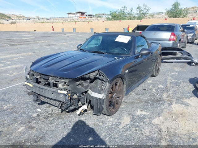 2017 FIAT 124 SPIDER JC1NFAEK5H0108093 Photo 1