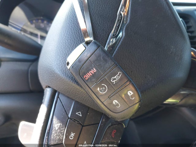 Продаж на аукціоні авто 2015 Chrysler 200 S, vin: 1C3CCCBB0FN538105, номер лоту: 44337084