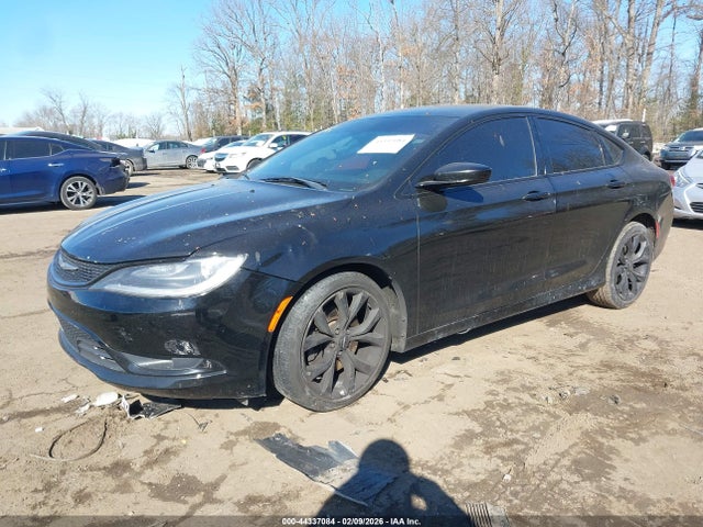 Продаж на аукціоні авто 2015 Chrysler 200 S, vin: 1C3CCCBB0FN538105, номер лоту: 44337084
