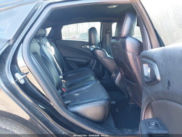 Продаж на аукціоні авто 2015 Chrysler 200 S, vin: 1C3CCCBB0FN538105, номер лоту: 44337084