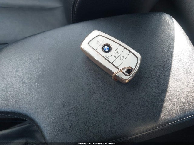 WBA8E3G51GNT80483 BMW 328i Xdrive