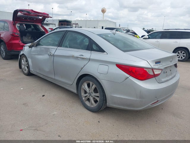 2011 Hyundai Sonata Limited მანქანა იყიდება აუქციონზე, vin: 5NPEC4AC1BH016999, აუქციონის ნომერი: 44337099