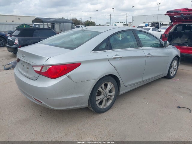 2011 Hyundai Sonata Limited მანქანა იყიდება აუქციონზე, vin: 5NPEC4AC1BH016999, აუქციონის ნომერი: 44337099