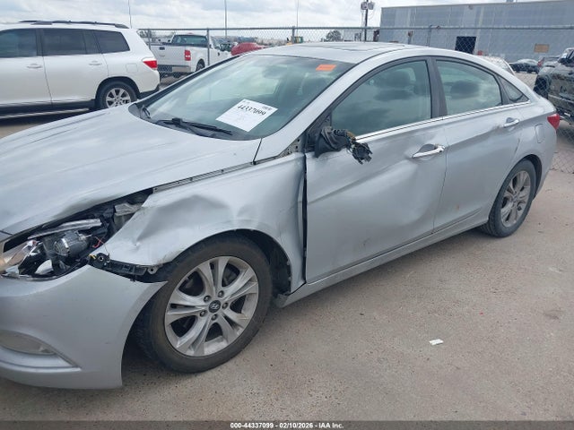 2011 Hyundai Sonata Limited მანქანა იყიდება აუქციონზე, vin: 5NPEC4AC1BH016999, აუქციონის ნომერი: 44337099