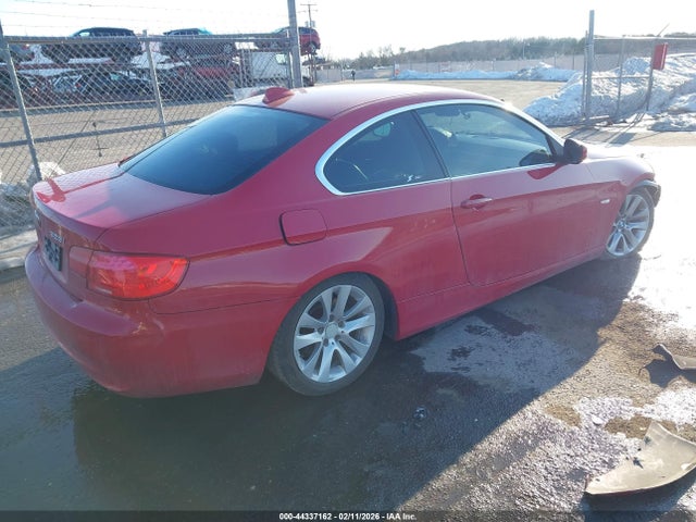 2011 BMW 3 SERIES WBAKE3C57BE557154 Photo 3