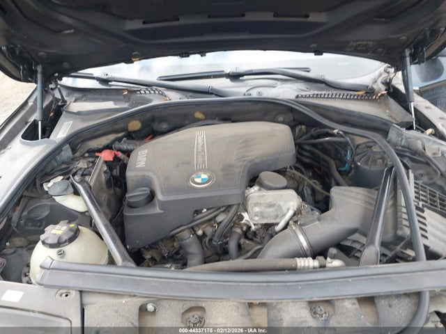 44337175 :رقم المزاد ، WBA5A7C51FD624990 vin ، 2015 Bmw 528i Xdrive مزاد بيع