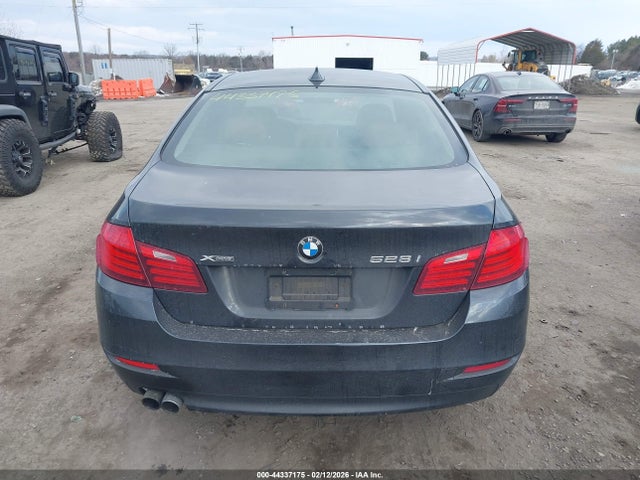 44337175 :رقم المزاد ، WBA5A7C51FD624990 vin ، 2015 Bmw 528i Xdrive مزاد بيع