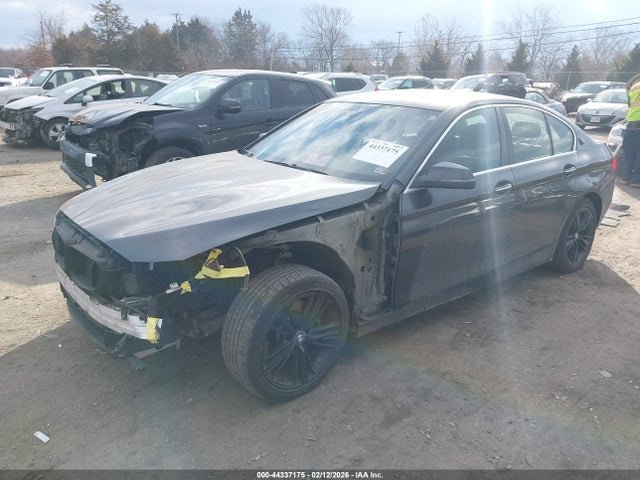 44337175 :رقم المزاد ، WBA5A7C51FD624990 vin ، 2015 Bmw 528i Xdrive مزاد بيع