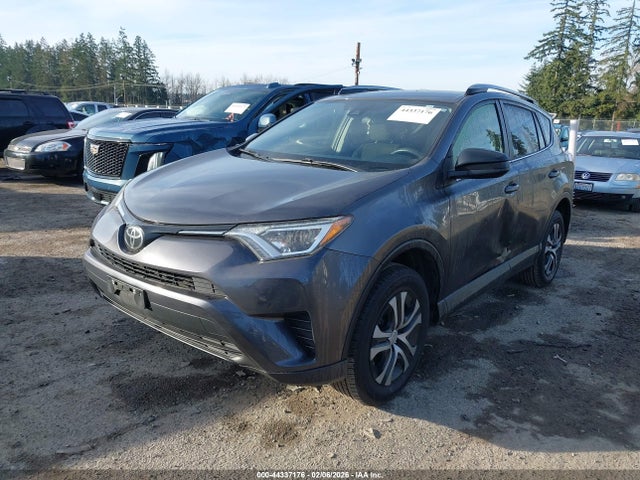 JTMBFREVXJJ741896 Toyota RAV4 LE