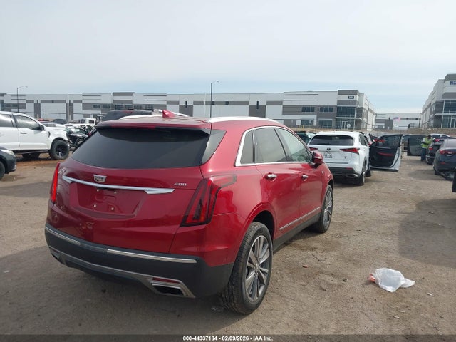 2021 CADILLAC XT5 1GYKNCRS6MZ196246 Photo 3