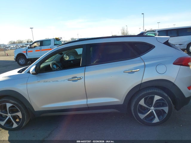 KM8J3CA26GU250936 Hyundai Tucson Limited