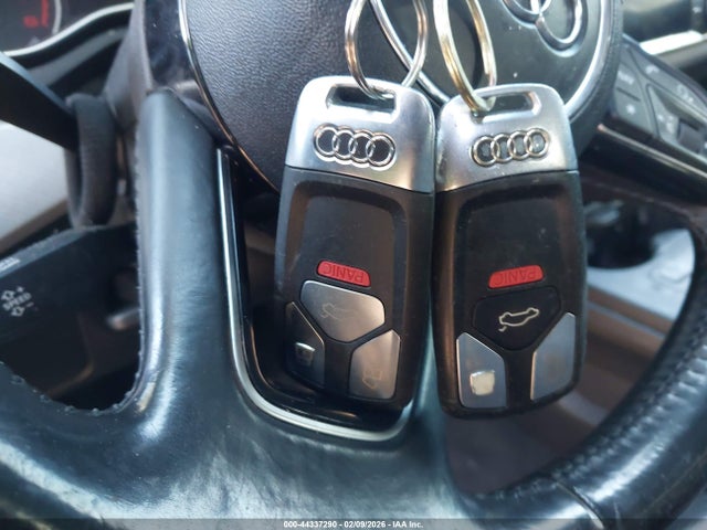 2017 AUDI A4 WAUGNAF44HN058883 Photo 10