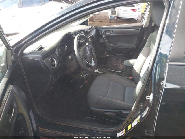 5YFBURHE6JP761009 Toyota COROLLA LE