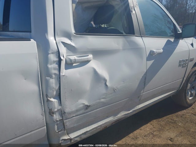 44337304 :رقم المزاد ، 1C6RR7TT5KS648234 vin ، 2019 Ram 1500 Classic Slt  4x4 6'4 Box مزاد بيع
