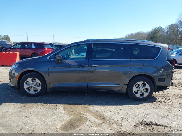 Aukcja sprzedaży 2017 Chrysler Pacifica Touring-l Plus, vin: 2C4RC1EG0HR577574, numer aukcji: 44337333