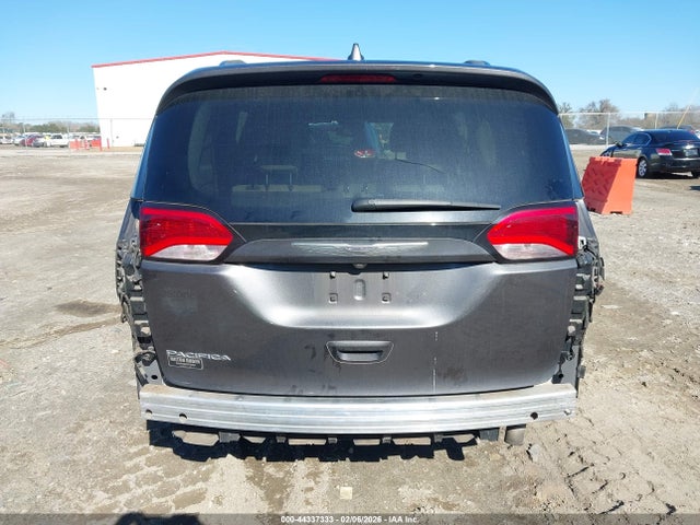 Aukcja sprzedaży 2017 Chrysler Pacifica Touring-l Plus, vin: 2C4RC1EG0HR577574, numer aukcji: 44337333