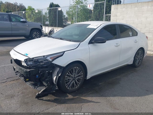 3KPF54AD4NE436997 KIA Forte Gt-line
