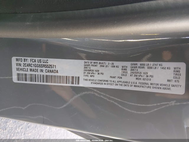Chrysler Pacifica Limited 2025 2C4RC1GG6SR552571 Image 9