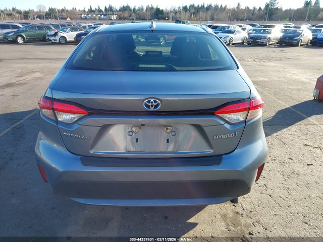 Toyota Corolla Hybrid Le 2022 JTDEAMDE2NJ053266 Image 17