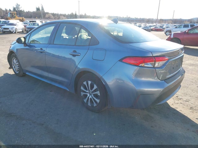 Toyota Corolla Hybrid Le 2022 JTDEAMDE2NJ053266 Image 3