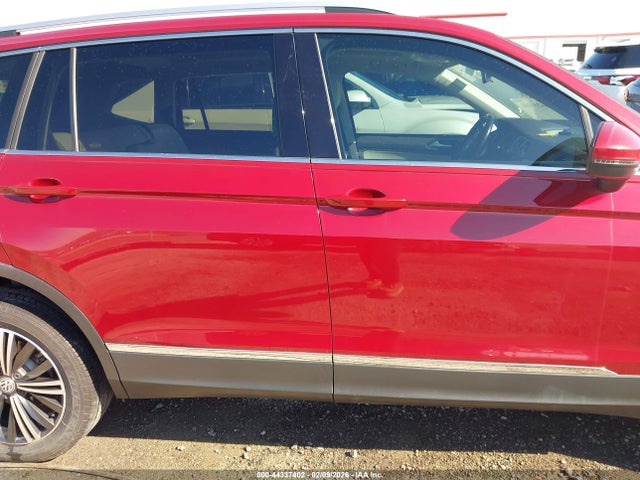 Продажа на аукционе авто 2018 Volkswagen Tiguan 2.0t Se/2.0t Sel, vin: 3VV2B7AX9JM029567, номер лота: 44337402