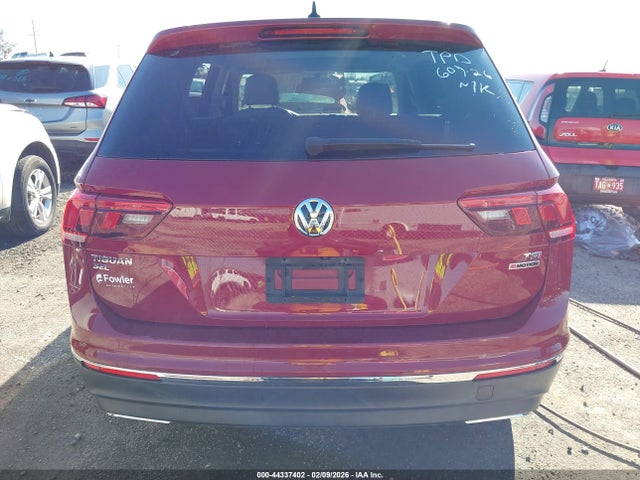 Продажа на аукционе авто 2018 Volkswagen Tiguan 2.0t Se/2.0t Sel, vin: 3VV2B7AX9JM029567, номер лота: 44337402