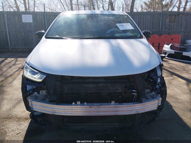 Chrysler Pacifica Select 2025 2C4RC1BG3SR545598 Image 13