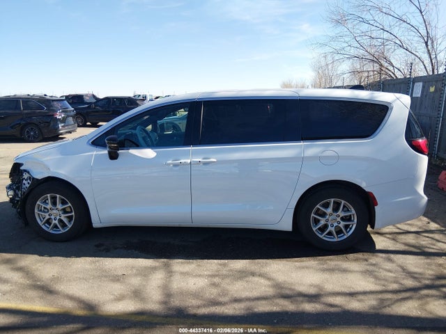 Chrysler Pacifica Select 2025 2C4RC1BG3SR545598 Image 15