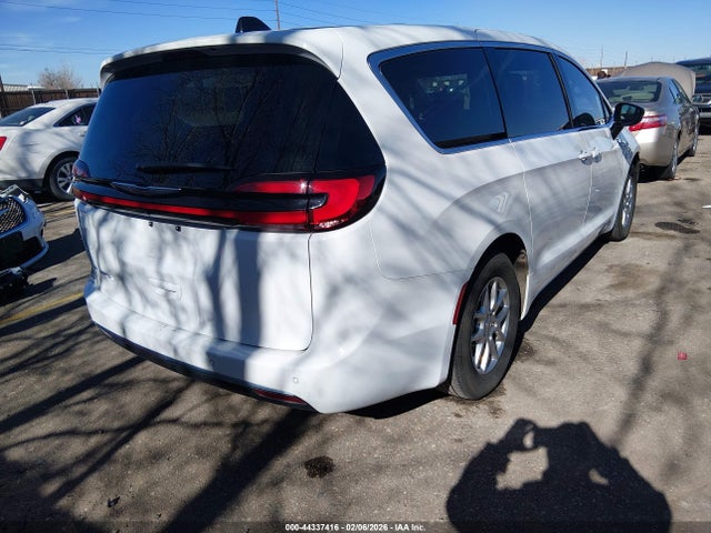 Chrysler Pacifica Select 2025 2C4RC1BG3SR545598 Image 4