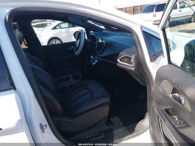 Chrysler Pacifica Select 2025 2C4RC1BG3SR545598 Image 5