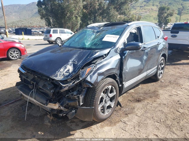 Honda Cr-v Touring 2019 7FARW2H90KE031598 Image 2