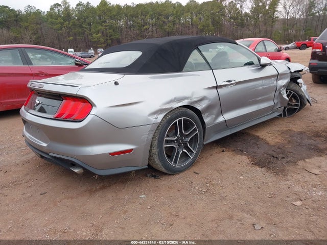 2021 FORD MUSTANG 1FATP8UH8M5105567 Photo 3