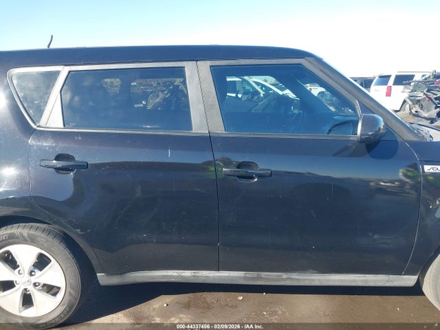 KIA Soul 2016 KNDJN2A28G7318256 Image 14