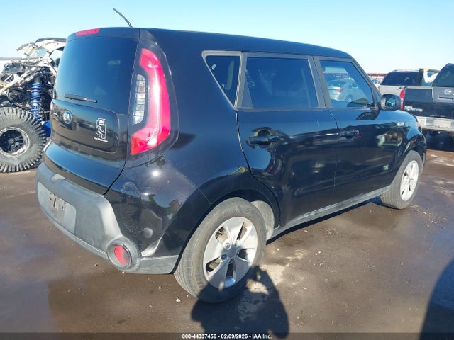 KIA Soul 2016 KNDJN2A28G7318256 Image 4