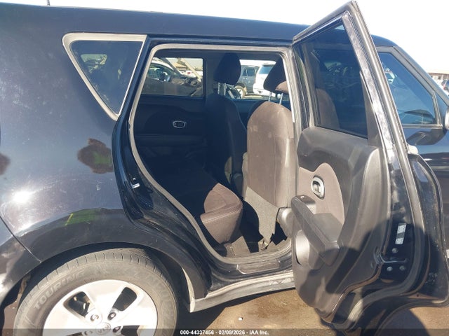 KIA Soul 2016 KNDJN2A28G7318256 Image 8