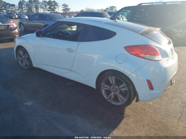 2013 HYUNDAI VELOSTER KMHTC6AD5DU105264 Photo 2