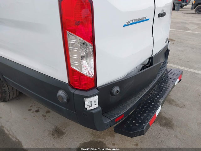1FTBW3XK7NKA08284 Ford E-transit-350 Cargo Van