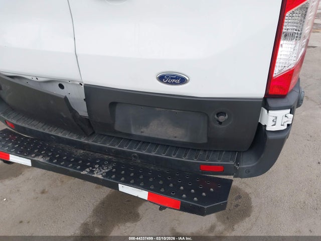 1FTBW3XK7NKA08284 Ford E-transit-350 Cargo Van
