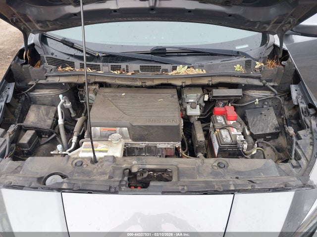 2019 NISSAN LEAF 1N4AZ1CPXKC308342 Photo 9