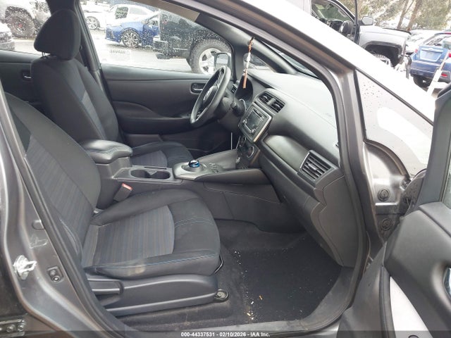 2019 NISSAN LEAF 1N4AZ1CPXKC308342 Photo 4