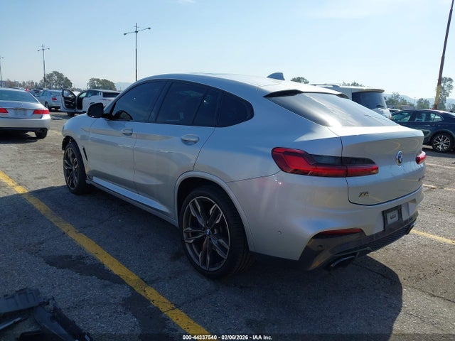 2020 BMW X4 5UX2V5C08L9B53553 Photo 2