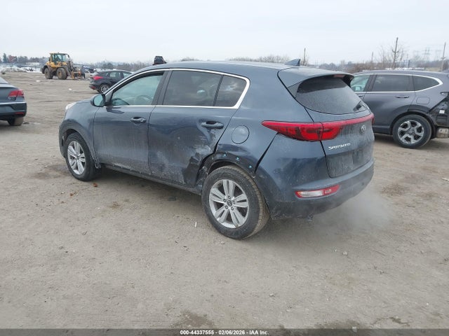 KIA Sportage Lx 2018 KNDPM3AC4J7449610 Image 3