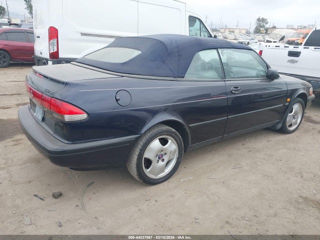 1997 SAAB 900 YS3DF78N9V7013426 Photo 3