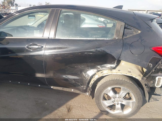 3CZRU5H38GM709283 Honda HR-V LX