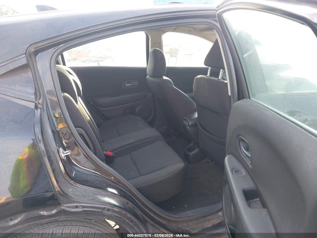 3CZRU5H38GM709283 Honda HR-V LX