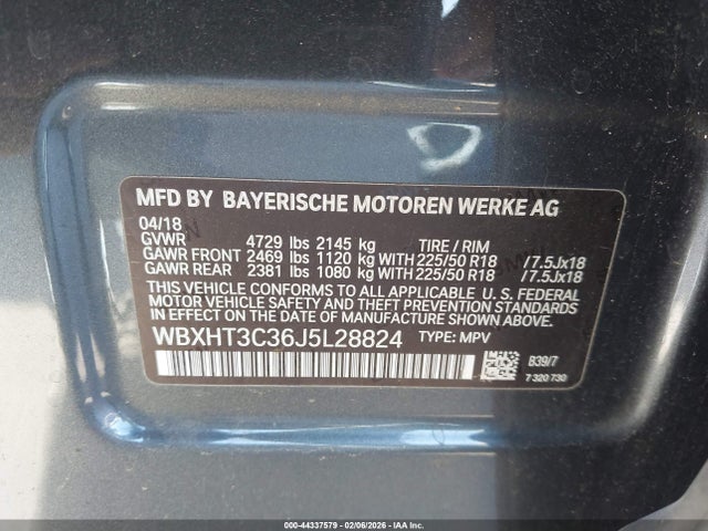 2018 BMW X1 WBXHT3C36J5L28824 Photo 8