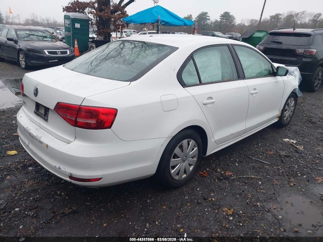 Продажа на аукционе авто 2015 Volkswagen Jetta 2.0l S, vin: 3VW2K7AJ0FM315449, номер лота: 44337586