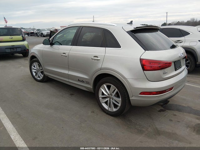 2016 AUDI Q3 WA1EFCFS2GR021382 Photo 2