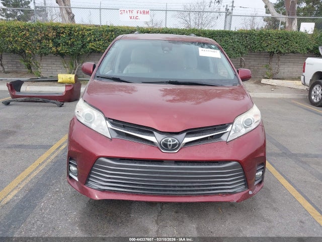 Продажа на аукционе авто 2019 Toyota Sienna Xle 8 Passenger, vin: 5TDYZ3DC6KS017142, номер лота: 44337607